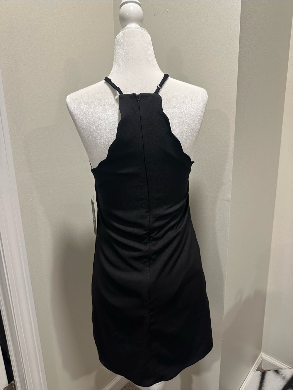NWT Lulus Black Scalloped High Neck Mini Dress XS - Picture 6 of 10